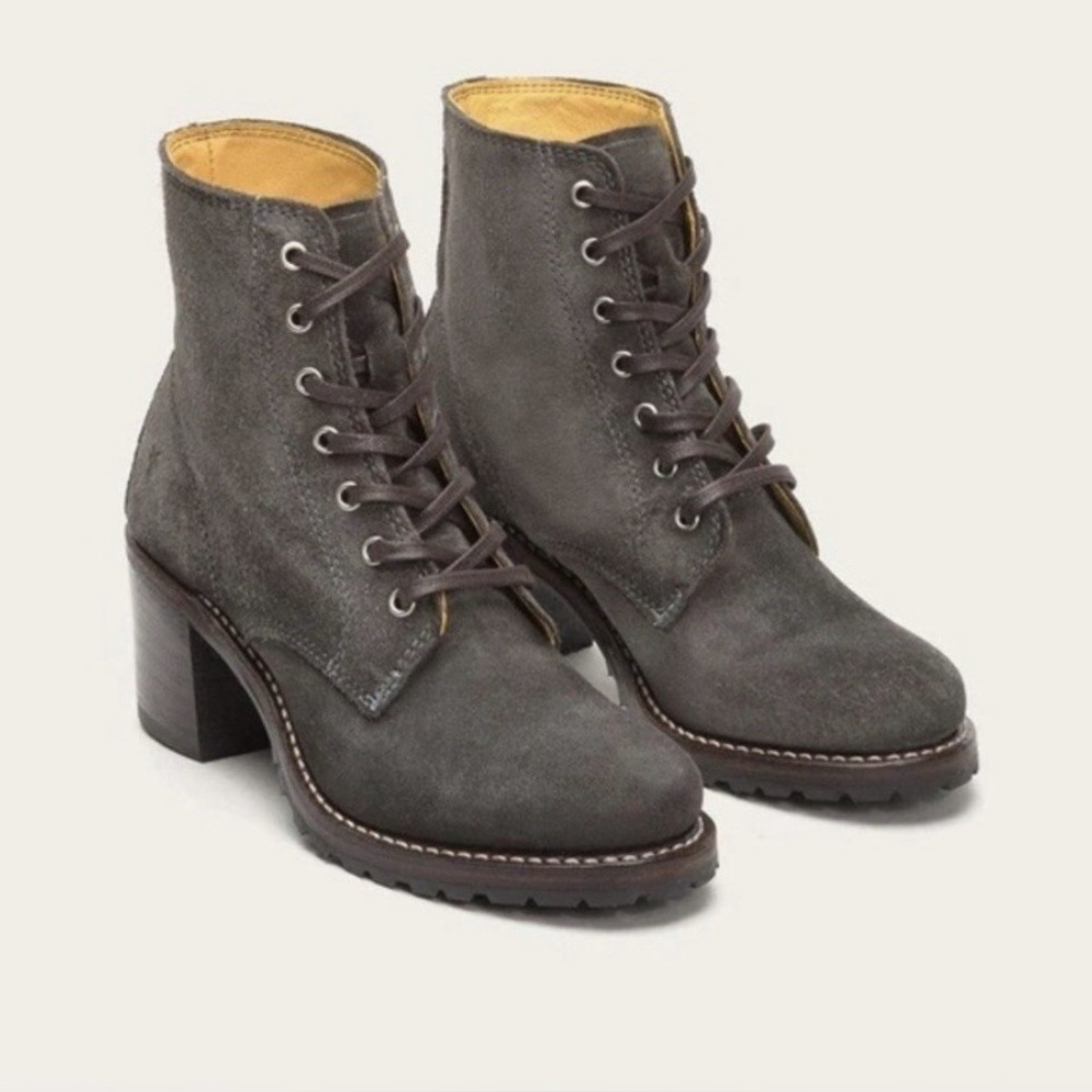 Frye Sabrina 6G Lace Up Boots